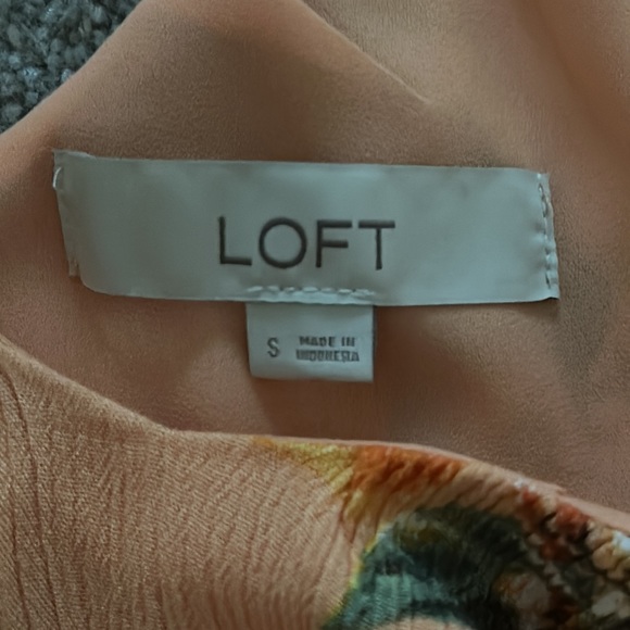 Loft top - Picture 2 of 4